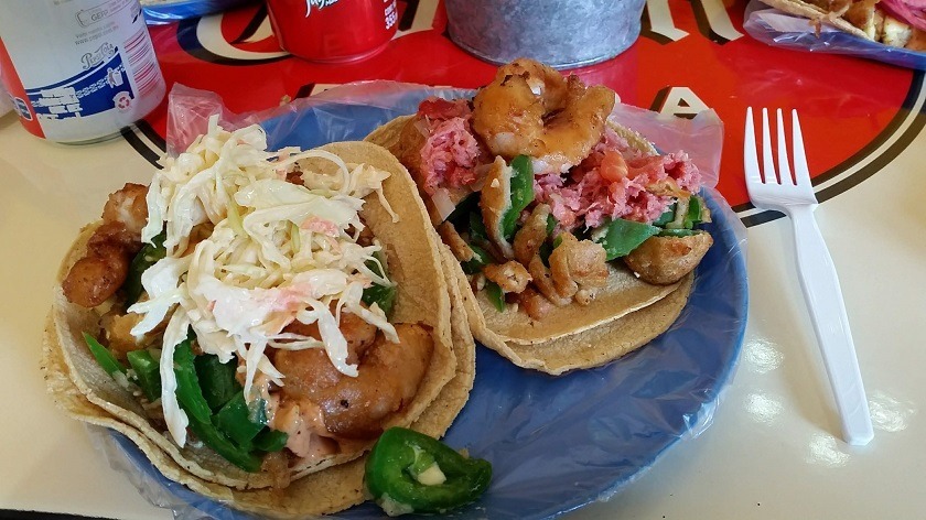 El Pescadito tacos Menu Tacotote y Quesotote